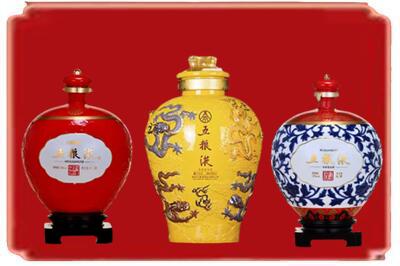 鄂城区烟酒回收五粮液各种摆件.jpg